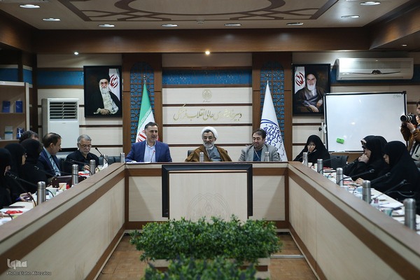 انتخاب رئیس شورای فرهنگی اجتماعی زنان