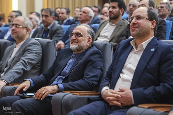 سی و دومین جشنواره پژوهش و فناوری دانشگاه تهران