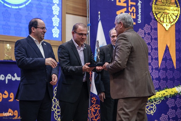 سی و دومین جشنواره پژوهش و فناوری دانشگاه تهران