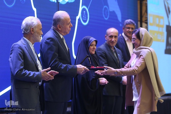 اختتامیه هفتمین جشنواره اندیشمندان و دانشمندان جوان