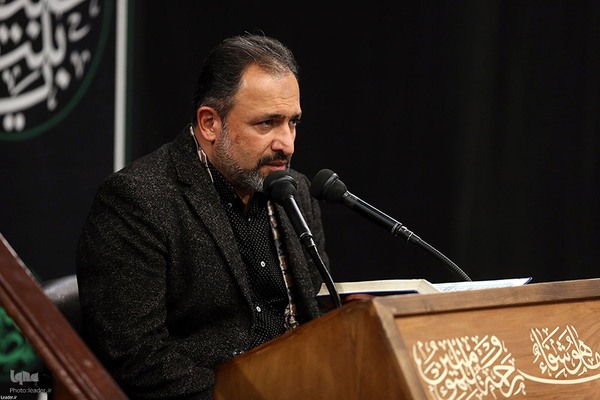 اولین شب مراسم عزاداری حضرت فاطمه‌زهرا سلام‌الله‌علیها در حسینیه امام خمینی(ره)