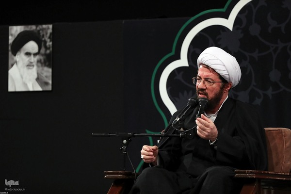 دومین شب مراسم عزاداری حضرت زهرا سلام‌الله‌علیها در حسینیه امام خمینی(ره)