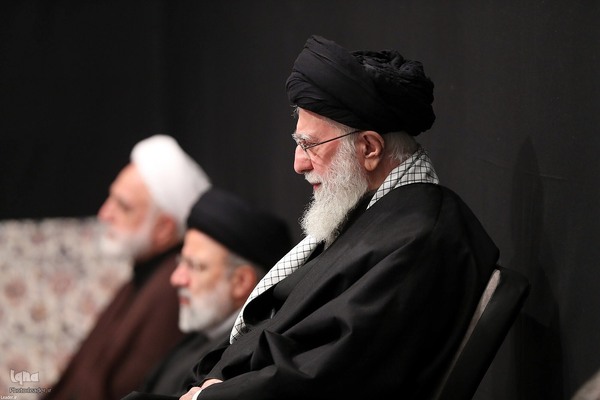 دومین شب مراسم عزاداری حضرت زهرا سلام‌الله‌علیها در حسینیه امام خمینی(ره)