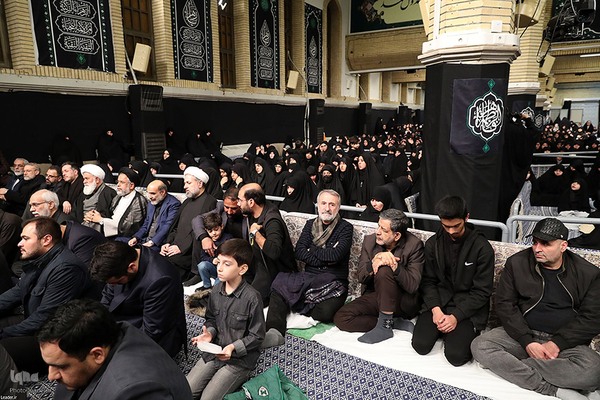 مراسم عزاداری شب شهادت حضرت ‌زهرا سلام‌الله‌علیها در حسینیه امام خمینی(ره)