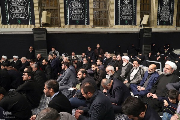 مراسم عزاداری شب شهادت حضرت ‌زهرا سلام‌الله‌علیها در حسینیه امام خمینی(ره)