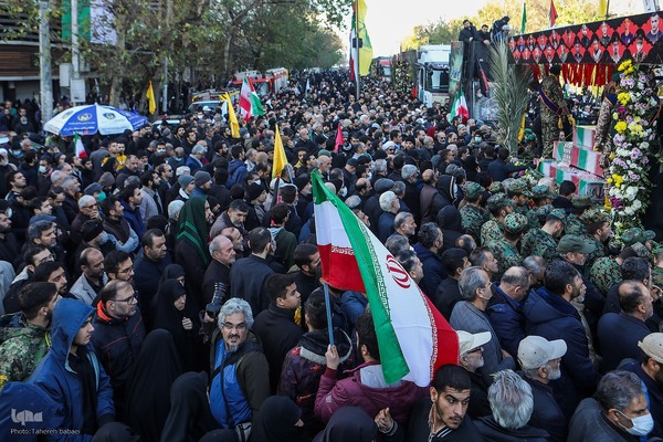 تشییع 280 شهید گمنام همزمان با سالروز شهادت حضرت زهرا در کشور