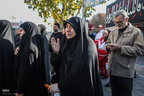 تشییع 280 شهید گمنام همزمان با سالروز شهادت حضرت زهرا در کشور
