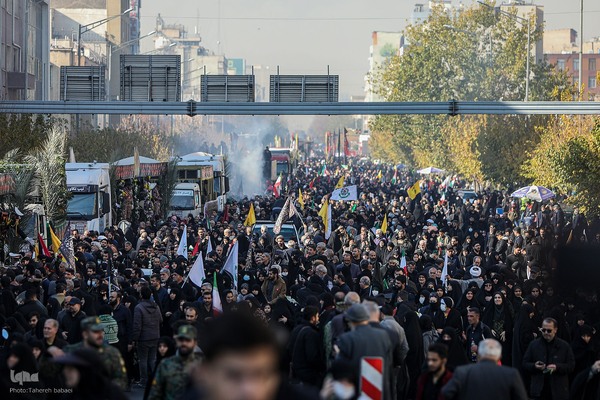 تشییع 280 شهید گمنام همزمان با سالروز شهادت حضرت زهرا در کشور