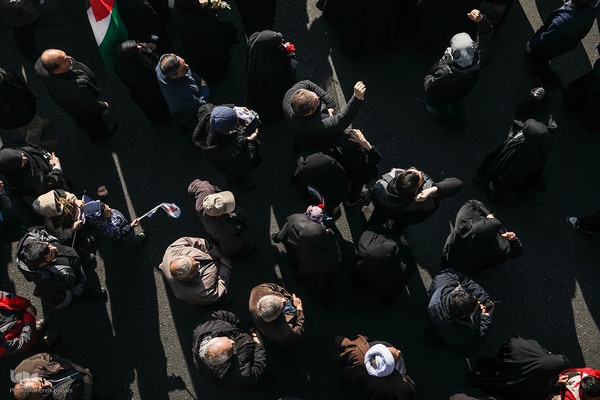 تشییع 280 شهید گمنام همزمان با سالروز شهادت حضرت زهرا در کشور