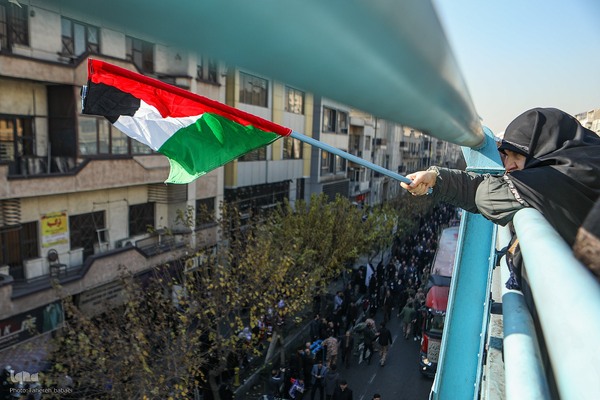 تشییع 280 شهید گمنام همزمان با سالروز شهادت حضرت زهرا در کشور