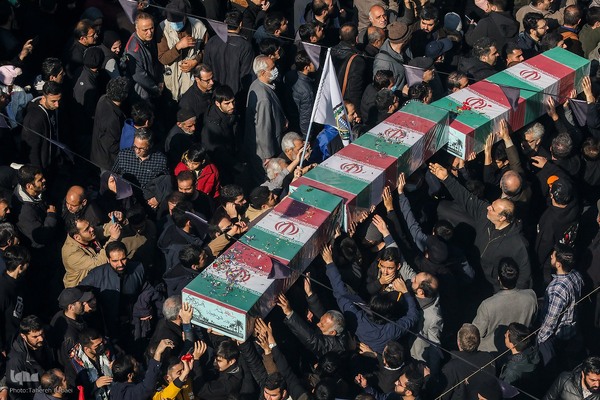 تشییع 280 شهید گمنام همزمان با سالروز شهادت حضرت زهرا در کشور