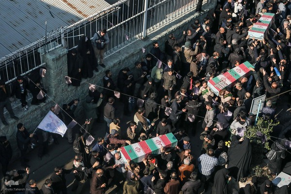 تشییع 280 شهید گمنام همزمان با سالروز شهادت حضرت زهرا در کشور