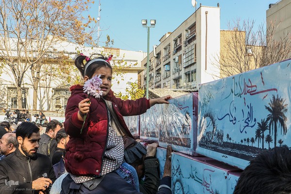 تشییع 280 شهید گمنام همزمان با سالروز شهادت حضرت زهرا در کشور