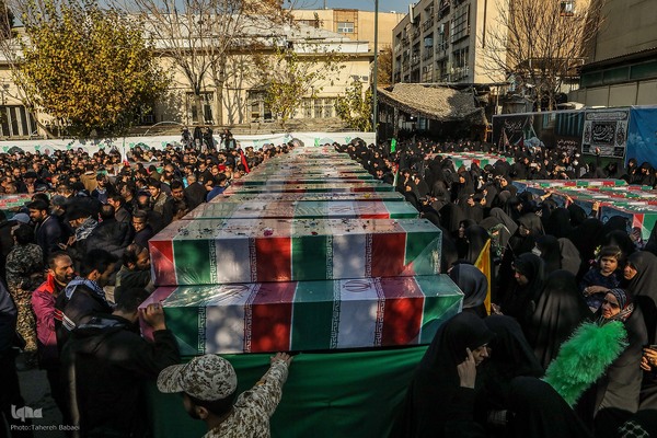 تشییع 280 شهید گمنام همزمان با سالروز شهادت حضرت زهرا در کشور