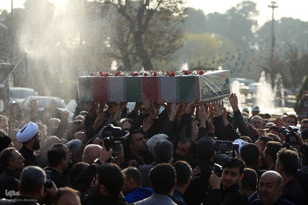 آیین تشییع و تدفین شهید گمنام در وزارت فرهنگ و ارشاد اسلامی