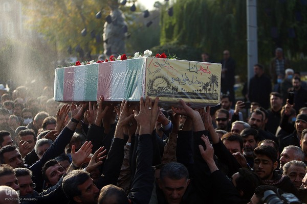 آیین تشییع و تدفین شهید گمنام در وزارت فرهنگ و ارشاد اسلامی