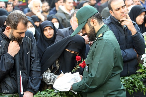 آیین تشییع و تدفین شهید گمنام در وزارت فرهنگ و ارشاد اسلامی