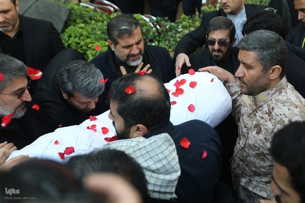 آیین تشییع و تدفین شهید گمنام در وزارت فرهنگ و ارشاد اسلامی