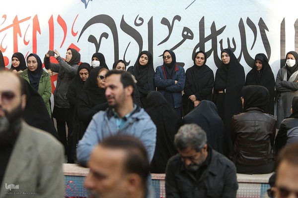 آیین تشییع و تدفین شهید گمنام در وزارت فرهنگ و ارشاد اسلامی