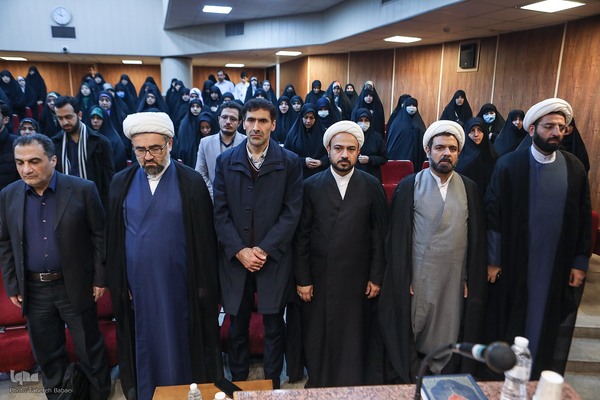 مراسم بزرگداشت هفته پژوهش در دانشگاه قرآن و حدیث