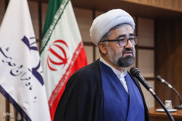 مراسم بزرگداشت هفته پژوهش در دانشگاه قرآن و حدیث