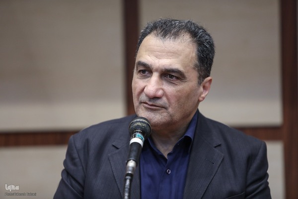 مراسم بزرگداشت هفته پژوهش در دانشگاه قرآن و حدیث