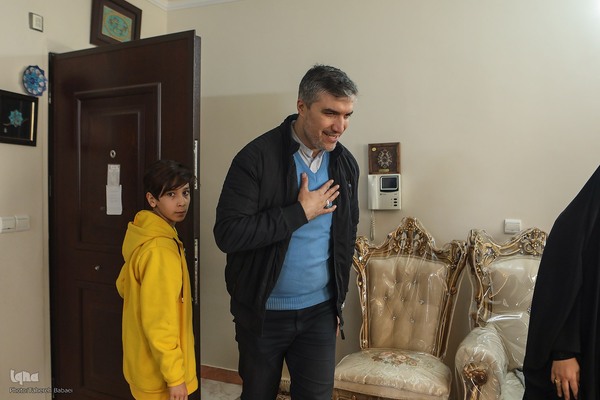 دیدار جامعه قرآنی با خانواده شهید مدافع حرم محسن فرامرزی