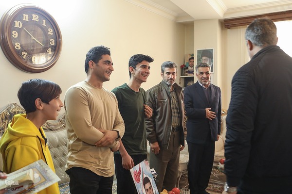 دیدار جامعه قرآنی با خانواده شهید مدافع حرم محسن فرامرزی