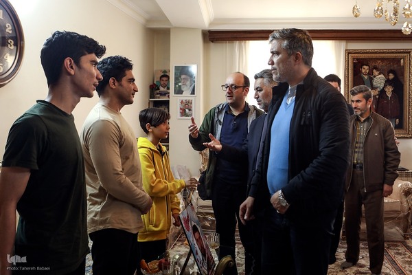 دیدار جامعه قرآنی با خانواده شهید مدافع حرم محسن فرامرزی