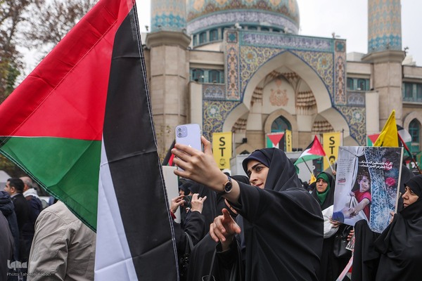 اجتماع کارمندان در حمایت از مردم مظلوم فلسطین