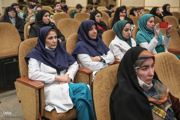 مراسم رونمایی از نماهنگ سعید ایران و کتاب پدر رویان