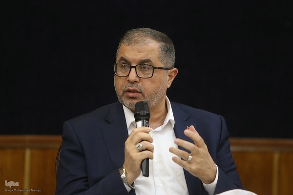 مراسم شعر خوانی شاعران بین المللی حوزه مقاومت