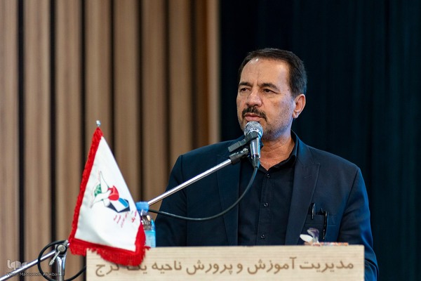 مراسم تکریم از مادران و همسران شهدا