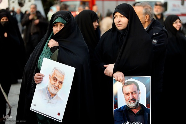 تشییع پیکر شهید سیدرضی در میدان امام حسین(ع)