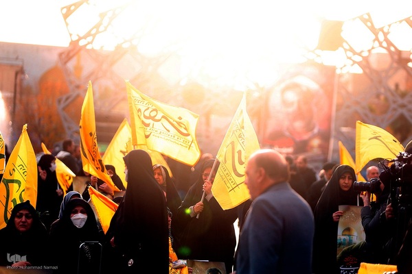 تشییع پیکر شهید سیدرضی در میدان امام حسین(ع)