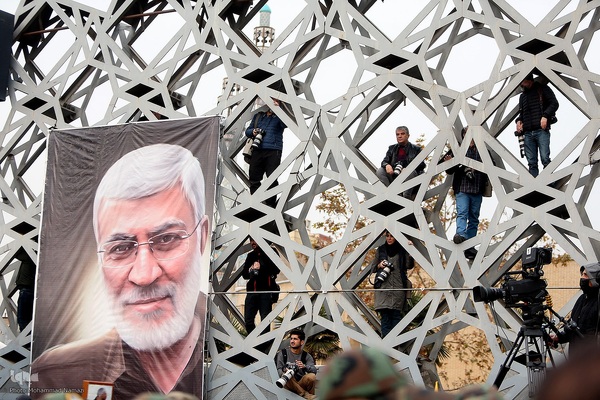 تشییع پیکر شهید سیدرضی در میدان امام حسین(ع)