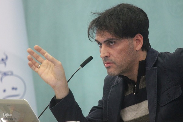 احسان اعتباریان در دومین روز ارائه مقالات هجدهمین نشست تخصصی قاریان و حافظان قرآن