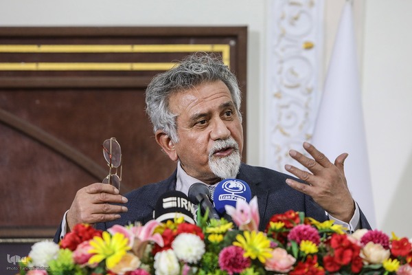 سیدحسن امین استاد و پژوهشگر فلسفه و ادبیات