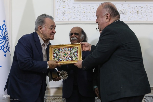 آیین نکوداشت علی رواقی