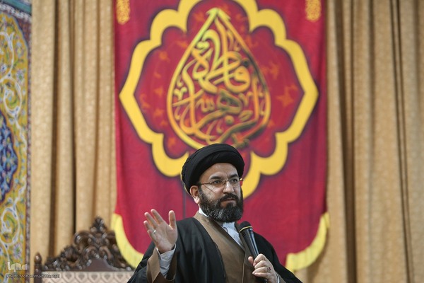 حجت‌الاسلام والمسلمین سید مصطفی حسینی در مراسم افتتاح جلسه قرآن مسجد امام مهدی (عج)