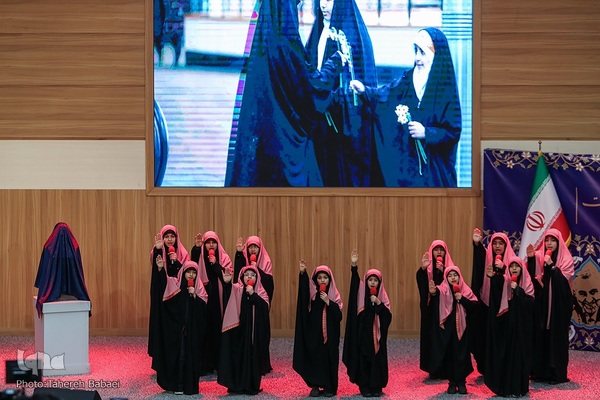 نخستین آیین اعطای تندیس دانشگاه تهران به نمادهای مقاومت