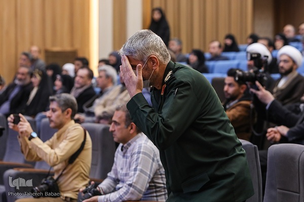 نخستین آیین اعطای تندیس دانشگاه تهران به نمادهای مقاومت