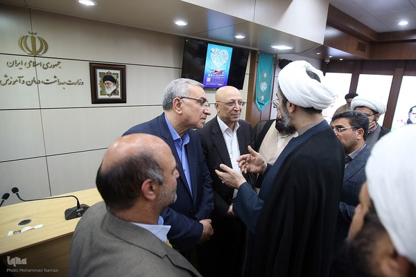 نشست شورای هماهنگی فعالیت‌های قرآن و عترت دانشگاهیان