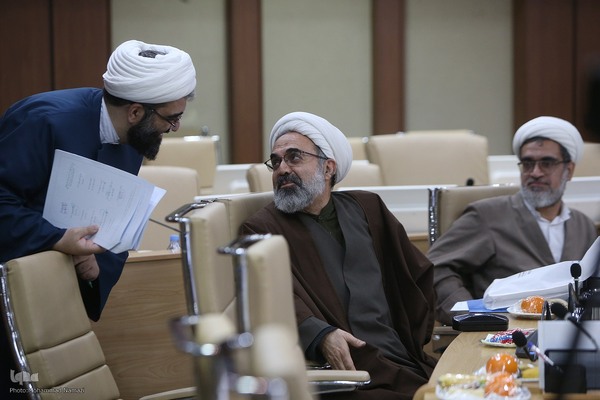 نشست شورای هماهنگی فعالیت‌های قرآن و عترت دانشگاهیان