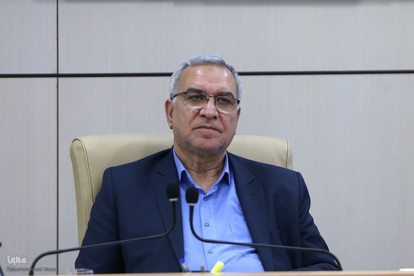 بهرام عین اللهی وزیر بهداشت، درمان و آموزش پزشکی در نشست شورای هماهنگی فعالیت‌های قرآن و عترت دانشگاهیان