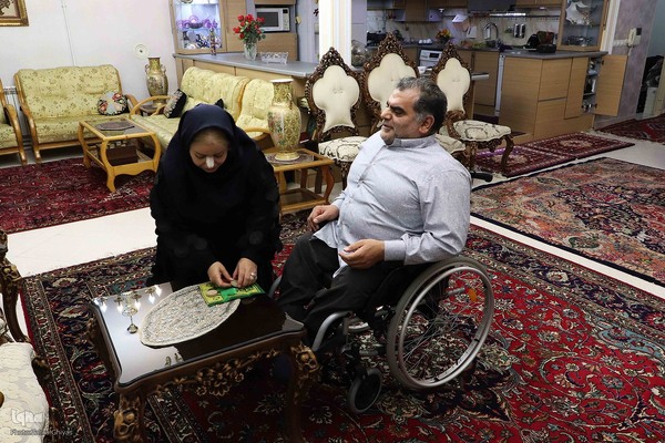 مادرانِ سرزمینم‎ (افسر فرخنه پی)