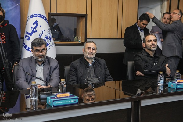 بزرگداشت «سعید ایران» و رونمایی از یادمان زنده‌یاد کاظمی آشتیانی