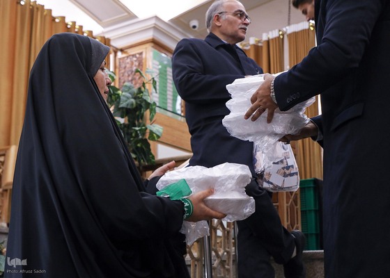توزيع غذاي نذری در ایام ولادت حضرت صديقه طاهره