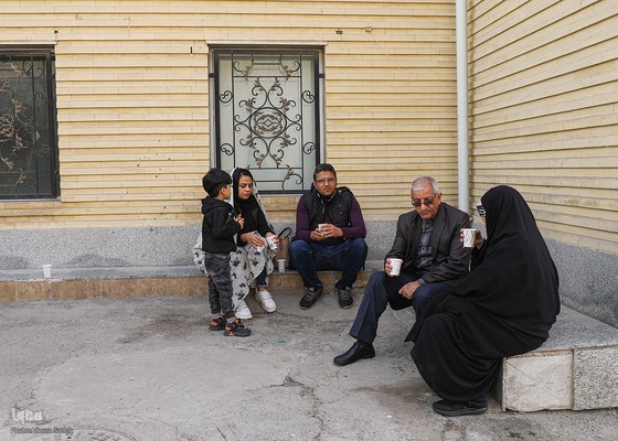 توزيع غذاي نذری در ایام ولادت حضرت صديقه طاهره