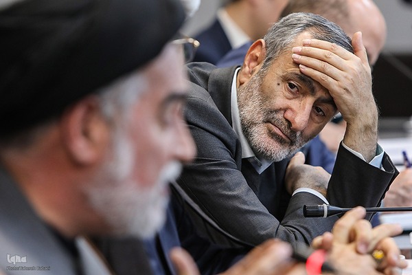 نشست چالش‌های حقوقی و اخلاقی بکارگیری شخص سوم در درمان ناباروری